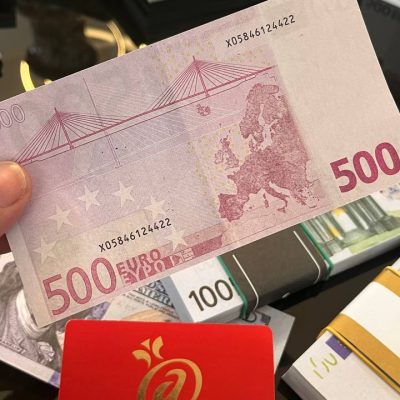 پشت 500 یورو